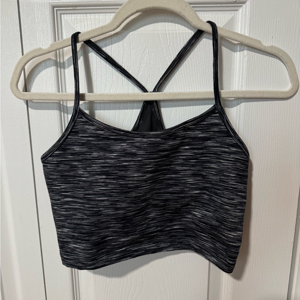 Black sports bra